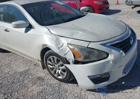 2015 Nissan Altima 2.5 S из США, поврежденный, VIN 1N4AL3AP7FN335329